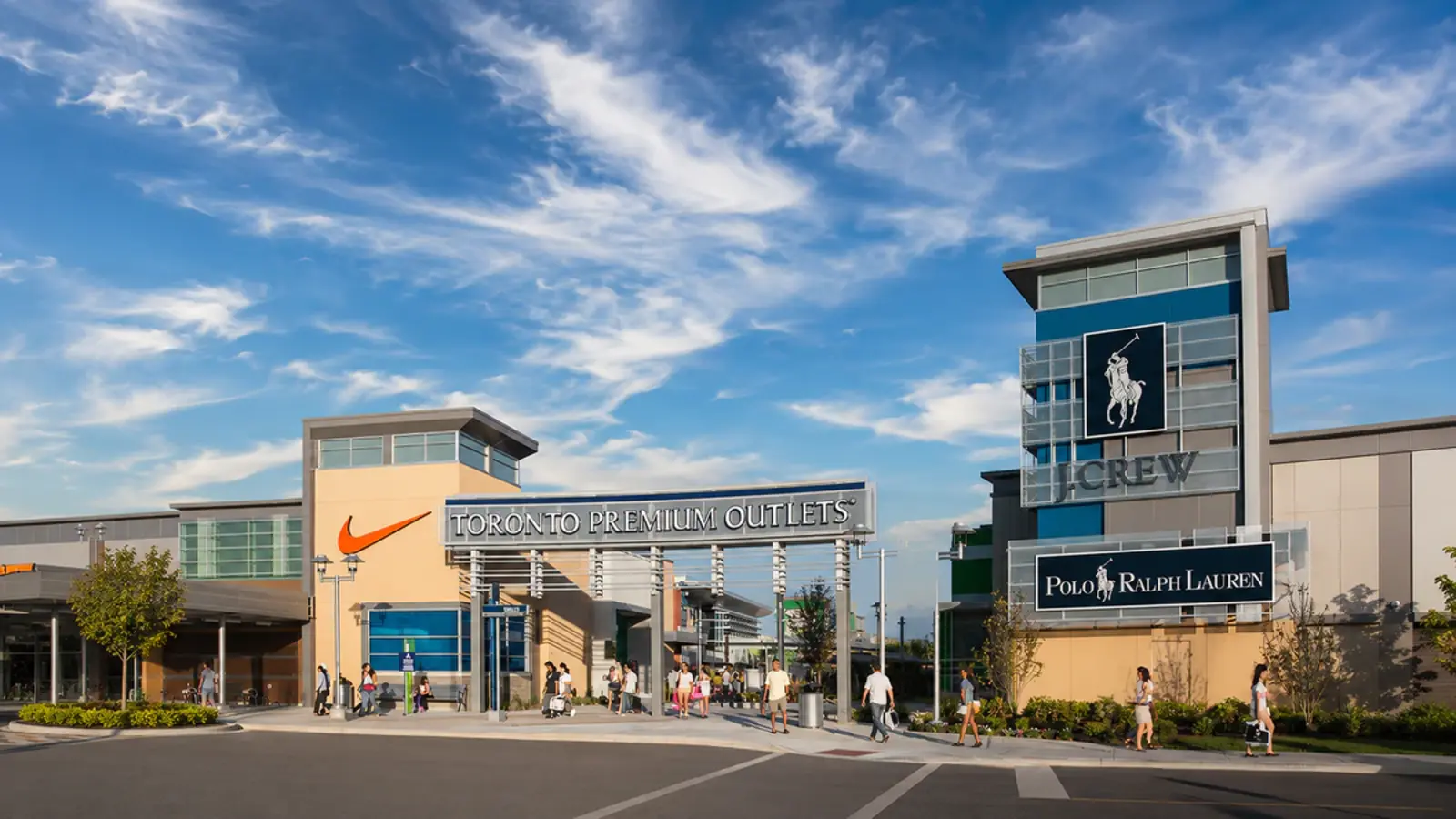 Toronto Premium Outlets
